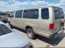 Ford E-350 Xl Image 11