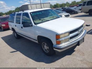  Salvage Chevrolet Suburban 1500