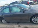 Toyota Camry Le Image 13