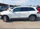 Mercedes-Benz GLB Image 16