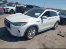 INFINITI Qx Essential Image 2