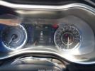 Chrysler 200 Limited Image 4