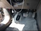 Chrysler 200 Limited Image 9