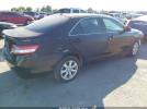 Toyota Camry Le Image 11