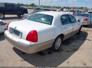 Lincoln Towncar Signature Image 8