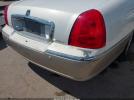 Lincoln Towncar Signature Image 14