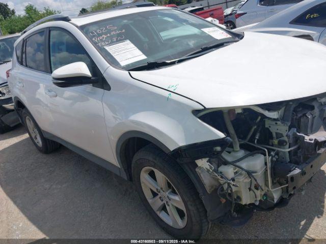  Salvage Toyota RAV4