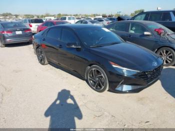  Salvage Hyundai ELANTRA