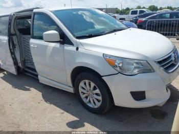  Salvage Volkswagen Routan