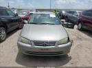 Toyota Camry Le Image 10