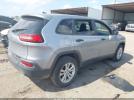 Jeep Cherokee Sport Image 5