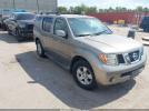 Nissan Pathfinder Se Image 1