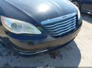 Chrysler 200 Touring Image 8