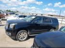 GMC Yukon Denali Image 15