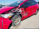 Toyota Prius v Three Image 11