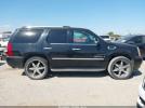 Cadillac Escalade Standard Image 11