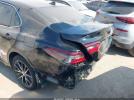 Toyota Camry Se Image 8