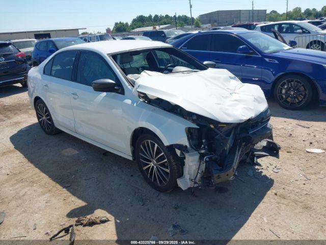  Salvage Volkswagen Jetta