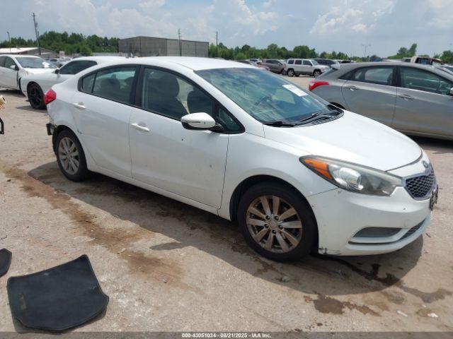  Salvage Kia Forte