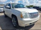 GMC Yukon Denali Image 1