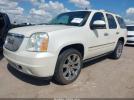 GMC Yukon Denali Image 3