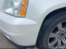 GMC Yukon Denali Image 16