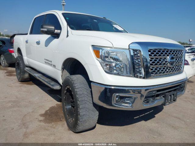  Salvage Nissan Titan