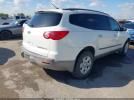 Chevrolet Traverse Ls Image 8