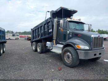  Salvage Peterbilt 348