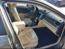 Toyota Camry Le Image 3
