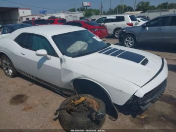  Salvage Dodge Challenger