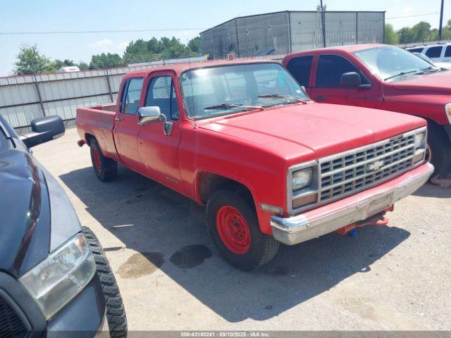  Salvage Chevrolet R3500