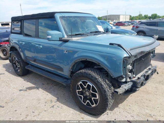  Salvage Ford Bronco