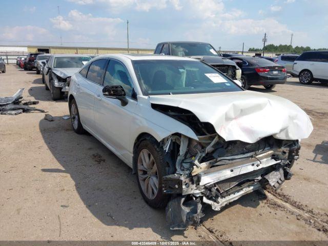  Salvage Toyota Avalon