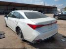 Toyota Avalon Xle Image 4