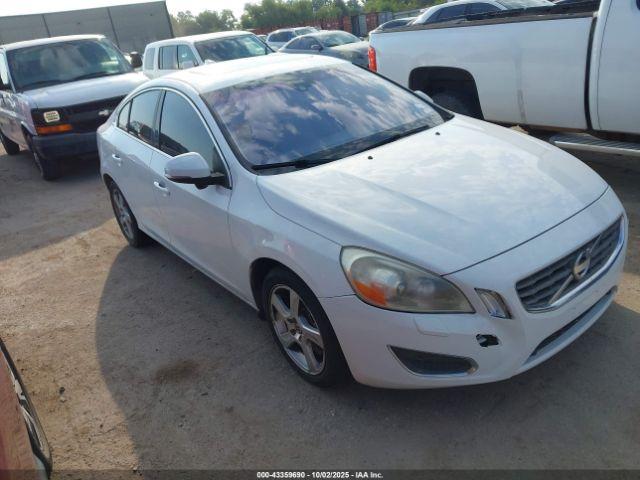  Salvage Volvo S60