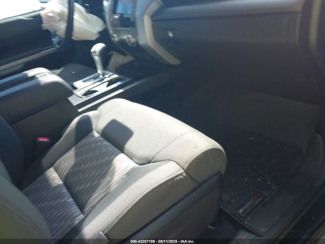 Toyota Tundra Sr5 Image 10