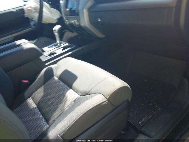 Toyota Tundra Sr5 Image 10