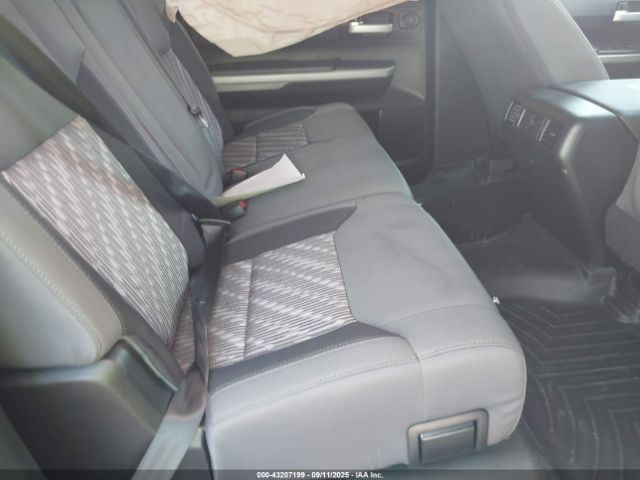 Toyota Tundra Sr5 Image 14