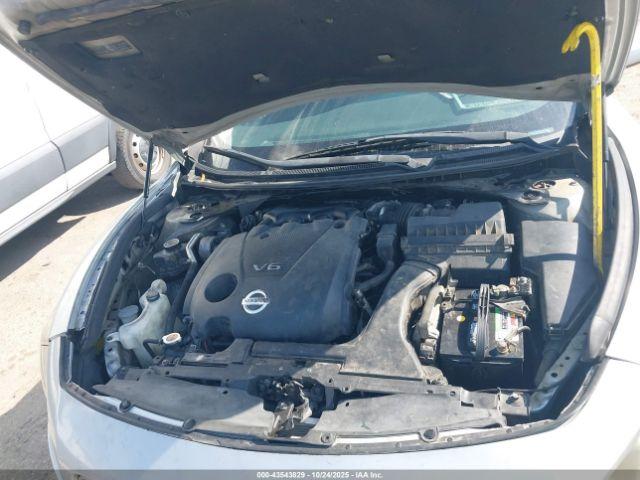 Nissan Maxima 3.5 S Image 10