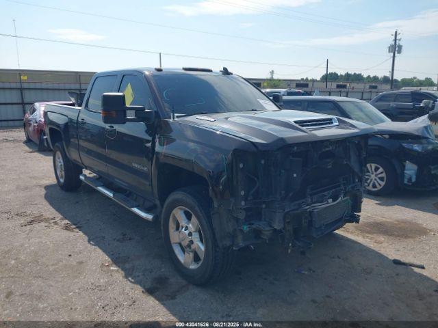  Salvage Chevrolet Silverado 2500