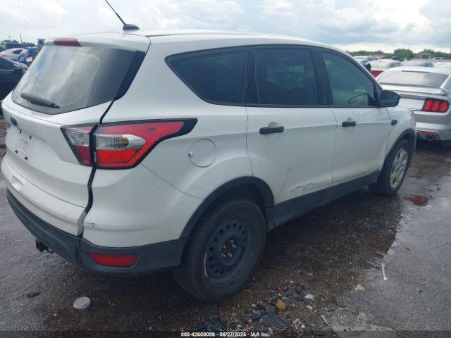 Ford Escape S Image 13