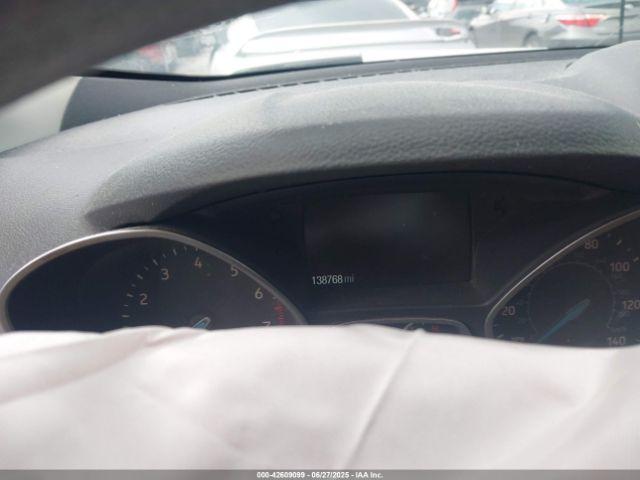 Ford Escape S Image 6