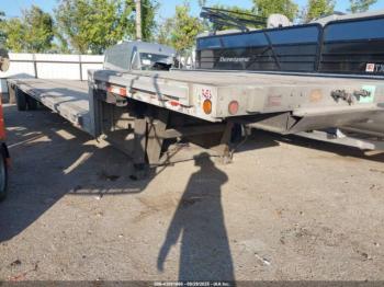  Salvage Chaparral Manufactur Trailer