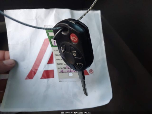 Ford Escape S Image 16