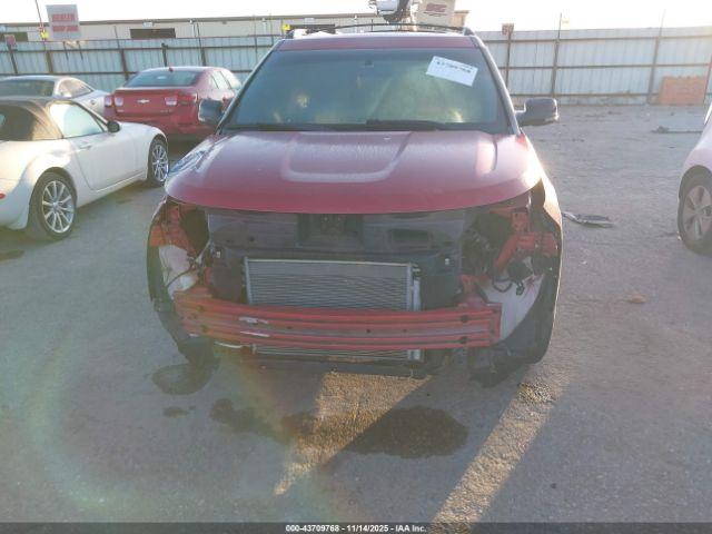 Ford Explorer Xlt Image 8