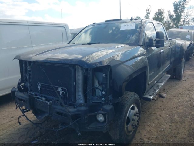 Chevrolet Silverado 3500 Ltz Image 4