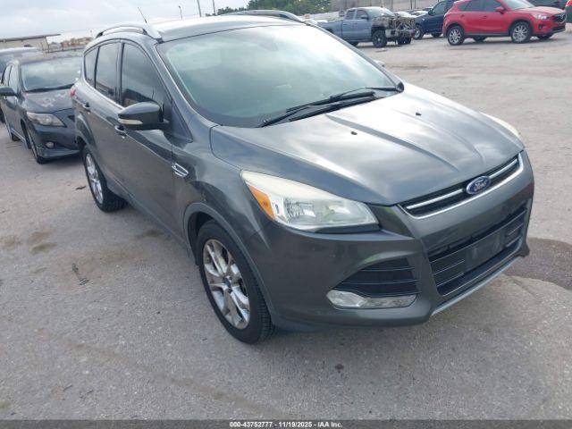  Salvage Ford Escape