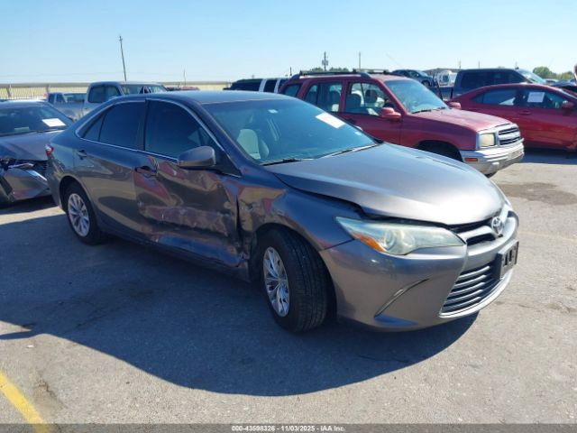 Toyota Camry Le Image 1