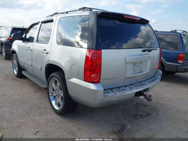 GMC Yukon Sle Image 5